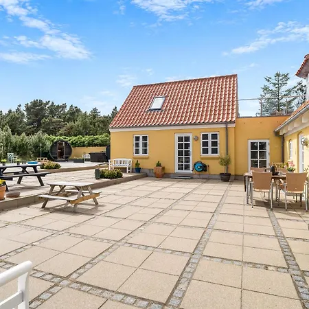 Lovely With Wilderness Bath And Outdoor Sauna, Centrally Located In Klitmoller * Thisted