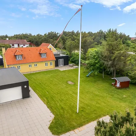 Lovely With Wilderness Bath And Outdoor Sauna, Centrally Located In Klitmoller Thisted